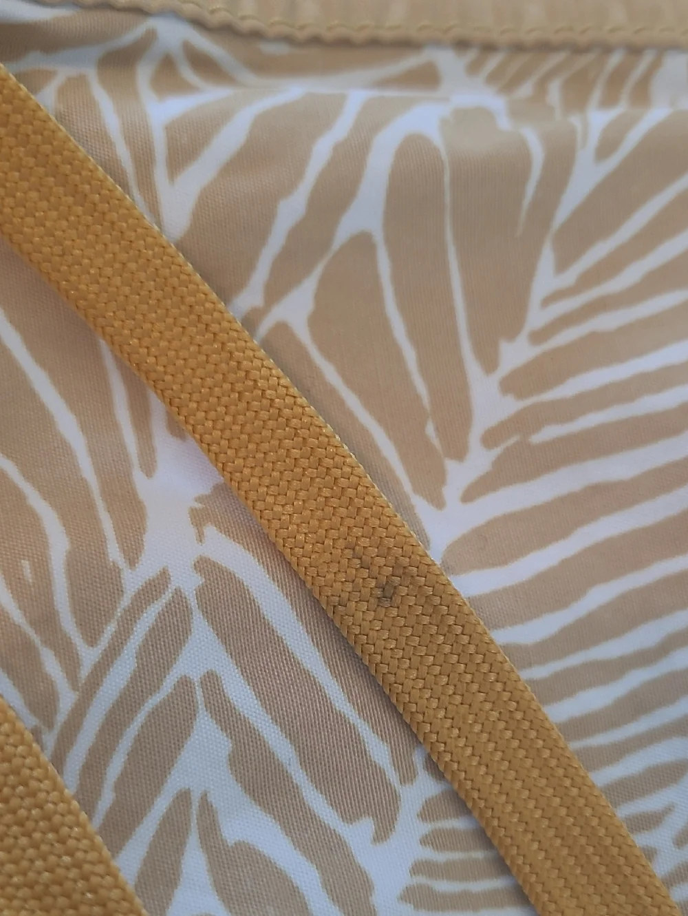 RVCA catch waves